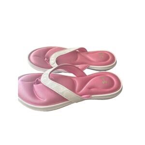 UNDER ARMOUR 4D Foam Pink and White Flip-Flop Thong Sandals 9 M